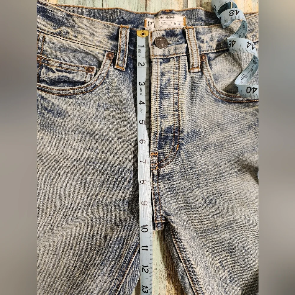 Free People Novelty Flare Jeans Sz 24
